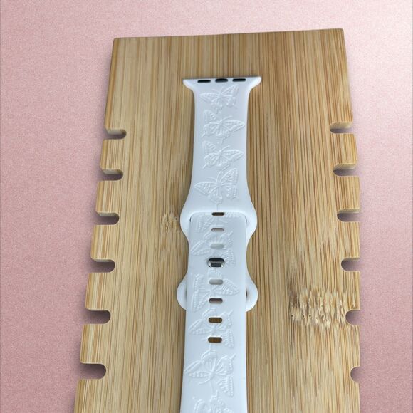 Apple Watch Band Butterfly Silicone Strap Buckle White 42/44/45/49mm NWT - Picture 8 of 10